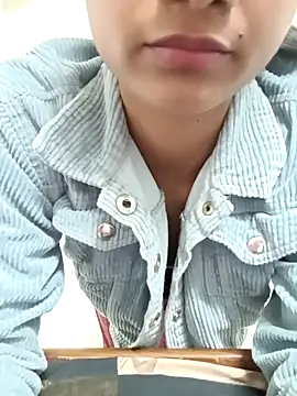 Snapshot of Rajni-Mehra chatting on 02/19/25, 07:05 Rajni-Mehra online show from 02/19/25, 07:05