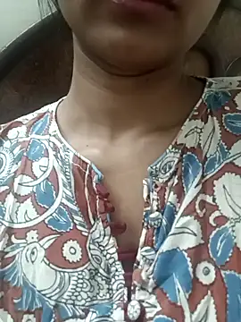 Snapshot of Rajni-Mehra chatting on 02/21/25, 05:46 Rajni-Mehra online show from 02/21/25, 05:46