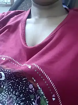 Snapshot of Rajni-Mehra chatting on 02/22/25, 03:25 Rajni-Mehra online show from 02/22/25, 03:25