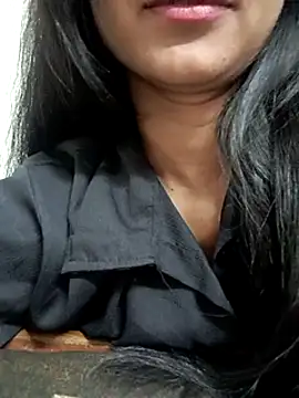 Snapshot of Rajni-Mehra chatting on 02/24/25, 05:43 Rajni-Mehra online show from 02/24/25, 05:43