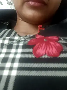 Snapshot of Rajni-Mehra chatting on 03/02/25, 09:10 Rajni-Mehra online show from 03/02/25, 09:10