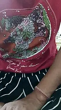 Snapshot of Rajni-Mehra chatting on 03/09/25, 03:22 Rajni-Mehra online show from 03/09/25, 03:22