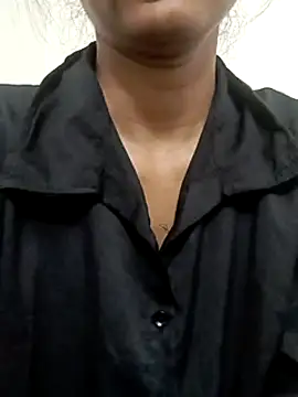 Snapshot of Rajni-Mehra chatting on 03/12/25, 03:24 Rajni-Mehra online show from 03/12/25, 03:24