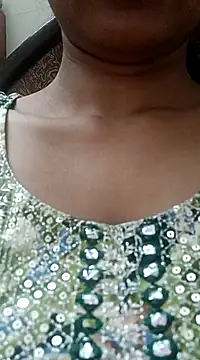 Snapshot of Rajni-Mehra chatting on 03/15/25, 04:24 Rajni-Mehra online show from 03/15/25, 04:24