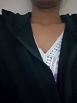 Snapshot of Rajni-Mehra chatting on 11/18/25, 03:34 Rajni-Mehra online show from 11/18/25, 03:34