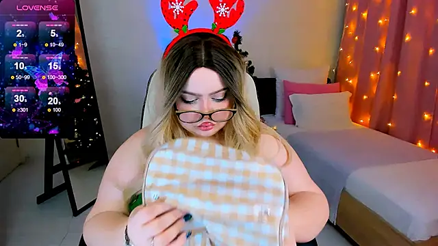 love insidee online show from 12/24/24, 03:05