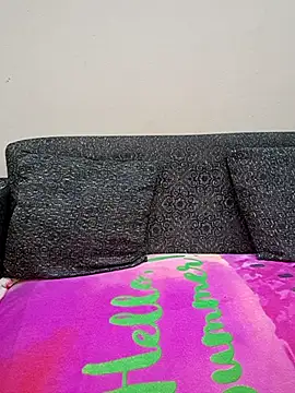 juicygoddess2 online show from 12/17/25, 07:25