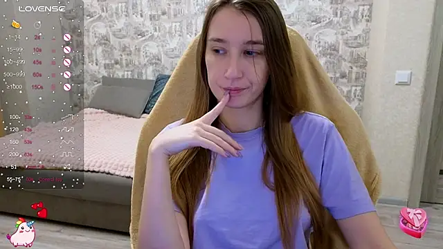 Snapshot of beril_kiss- chatting on 10/15/25, 06:41 beril kiss- online show from 10/15/25, 06:41