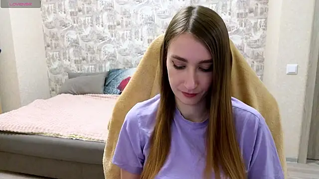 Snapshot of beril_kiss- chatting on 10/23/25, 06:28 beril kiss- online show from 10/23/25, 06:28