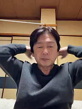 Snapshot of SaneService9 chatting on 11/10/25, 06:40 SaneService9 online show from 11/10/25, 06:40