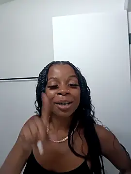 Snapshot of miamiworld chatting on 03/15/25, 10:11 miamiworld online show from 03/15/25, 10:11