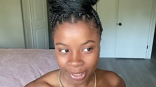 Snapshot of miamiworld chatting on 03/20/25, 03:14 miamiworld online show from 03/20/25, 03:14