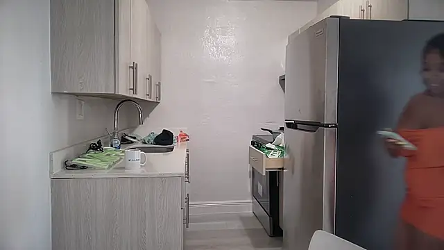 miamiworld online show from 02/28/26, 03:57