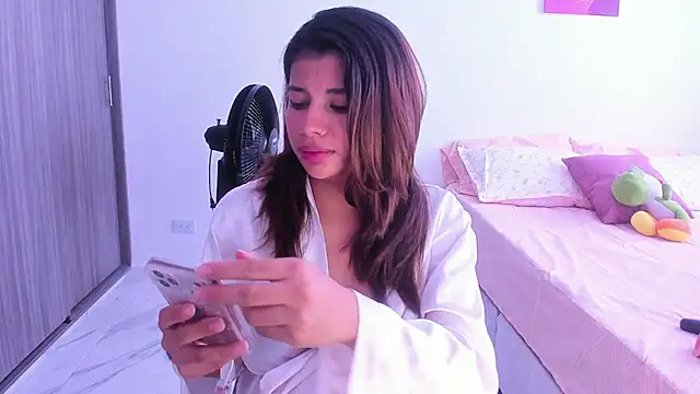 adop me   online show from 12/28/24, 07:11