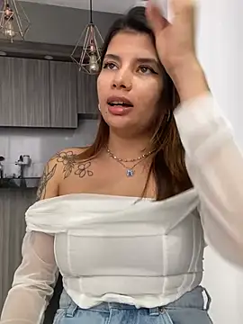 adop me   online show from 03/17/25, 10:06