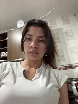 adop me   online show from 02/11/26, 07:41