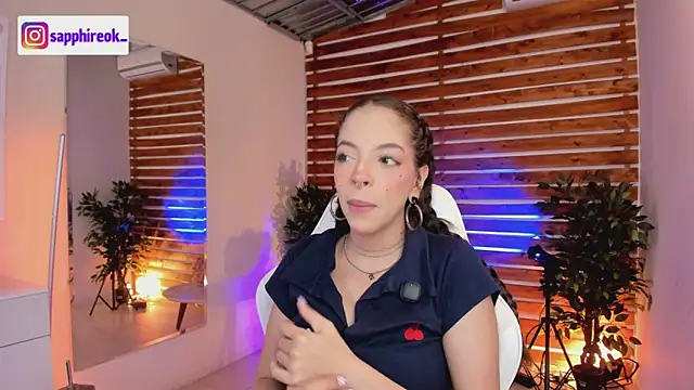 Snapshot of Sapphire_Venuss chatting on 05/02/26, 01:21 Sapphire Venuss online show from 05/02/26, 01:21