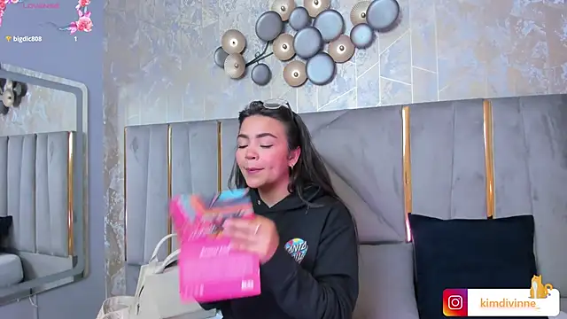 KimDevinne online show from 02/27/25, 02:32