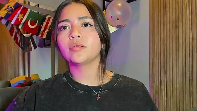 KimDevinne online show from 07/15/26, 01:38