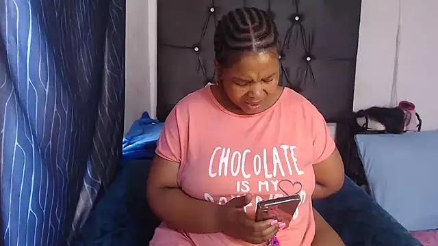 BigbootyNickyx online show from 11/20/25, 06:46