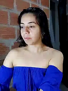 Snapshot of anngela01 chatting on 01/07/25, 12:03 anngela01 online show from 01/07/25, 12:03