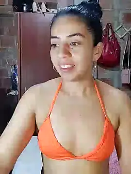 Snapshot of anngela01 chatting on 01/17/25, 11:07 anngela01 online show from 01/17/25, 11:07