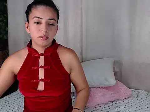 Snapshot of anngela01 chatting on 02/25/25, 07:36 anngela01 online show from 02/25/25, 07:36