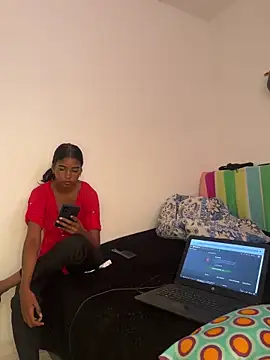 XXXVainillA online show from 04/13/26, 02:00