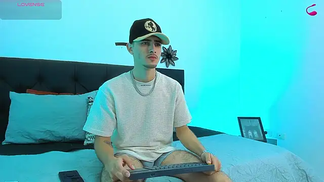 PhilipRich online show from 02/25/25, 07:47