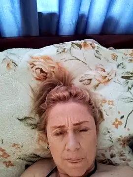 issa soto  online show from 02/09/26, 06:34