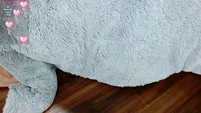 Snapshot of Aurora_blossom__ chatting on 01/29/25, 12:45 Aurora blossom   online show from 01/29/25, 12:45