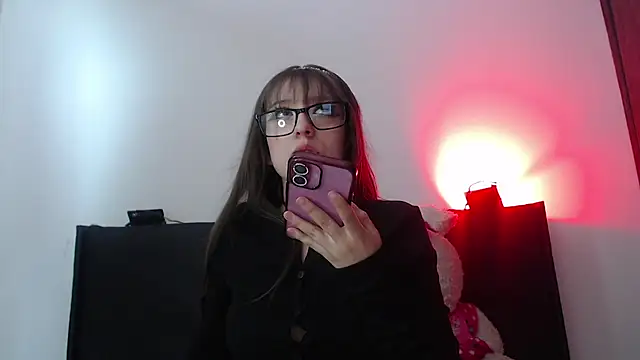 Snapshot of Aurora_blossom__ chatting on 10/22/25, 06:40 Aurora blossom   online show from 10/22/25, 06:40