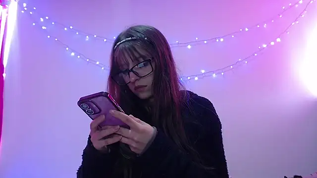 Aurora blossom   online show from 12/16/25, 08:14