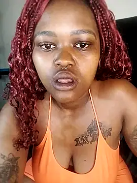 Snapshot of ThickPearlx23 chatting on 01/15/26, 05:56 ThickPearlx23 online show from 01/15/26, 05:56