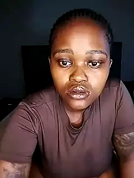 Snapshot of ThickPearlx23 chatting on 02/01/26, 10:47 ThickPearlx23 online show from 02/01/26, 10:47