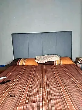 Snapshot of ThickPearlx23 chatting on 03/30/26, 06:20 ThickPearlx23 online show from 03/30/26, 06:20