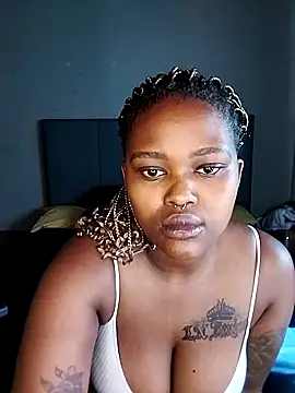 Snapshot of ThickPearlx23 chatting on 04/20/26, 09:12 ThickPearlx23 online show from 04/20/26, 09:12