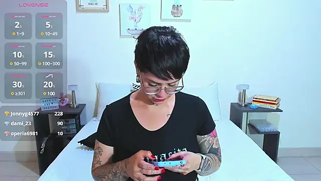 KatInk online show from 12/18/24, 08:03