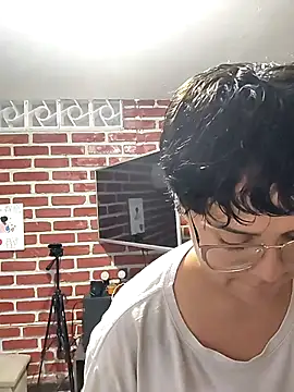 Snapshot of KatInk chatting on 12/15/25, 09:52 KatInk online show from 12/15/25, 09:52