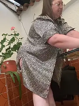 Chloee ep online show from 12/11/24, 10:38