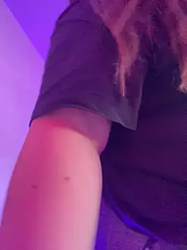 Chloee ep online show from 12/13/24, 08:37