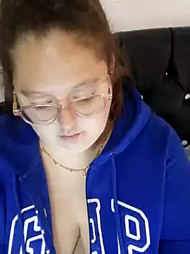 Chloee ep online show from 01/12/25, 09:51