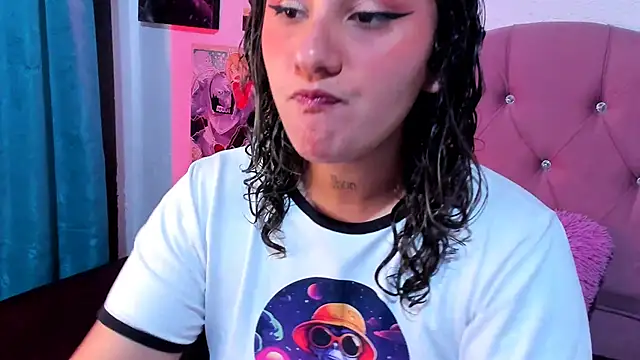 Mila nixon02 online show from 11/22/25, 01:21