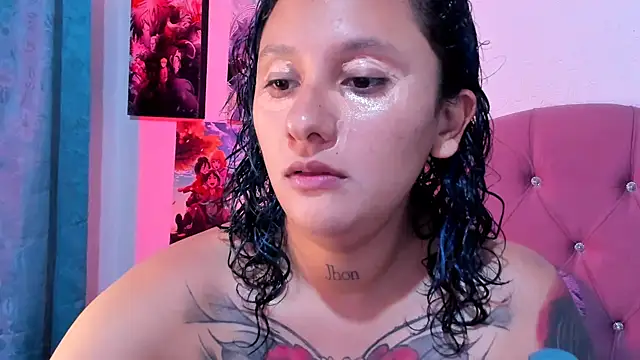 Snapshot of Mila_nixon02 chatting on 04/21/26, 03:13 Mila nixon02 online show from 04/21/26, 03:13