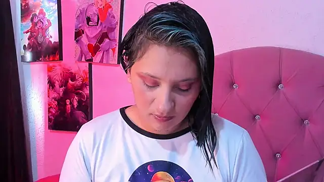 Snapshot of Mila_nixon02 chatting on 06/25/26, 04:55 Mila nixon02 online show from 06/25/26, 04:55