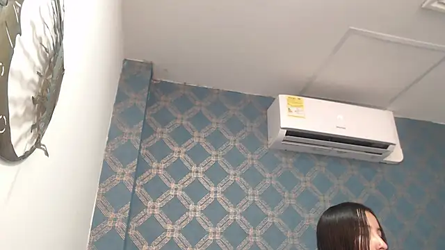 Snapshot of violeta_cute18 chatting on 02/13/25, 06:59 violeta cute18 online show from 02/13/25, 06:59