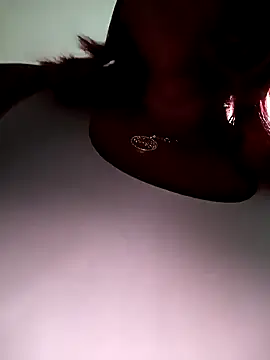 Snapshot of Ambarsexbutler chatting on 01/25/25, 11:32 Ambarsexbutler online show from 01/25/25, 11:32