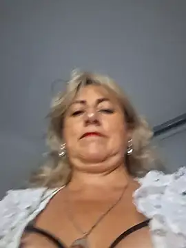 almaluna7 online show from 02/22/26, 12:01