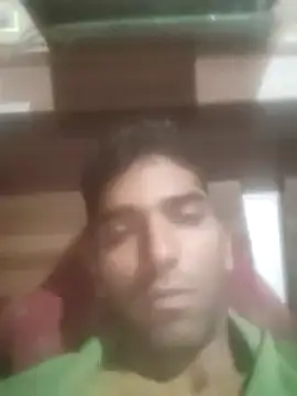 Snapshot of loganwollf chatting on 12/29/24, 01:34 loganwollf online show from 12/29/24, 01:34