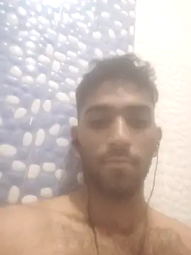 Snapshot of loganwollf chatting on 02/25/25, 04:14 loganwollf online show from 02/25/25, 04:14